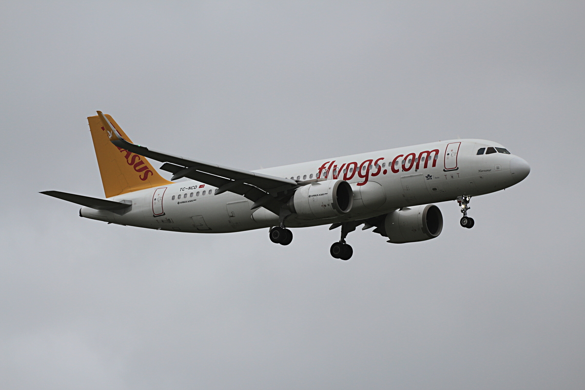 Pegasus, Airbus A 320-251N, TC-NCD, BER, 10.10.2025