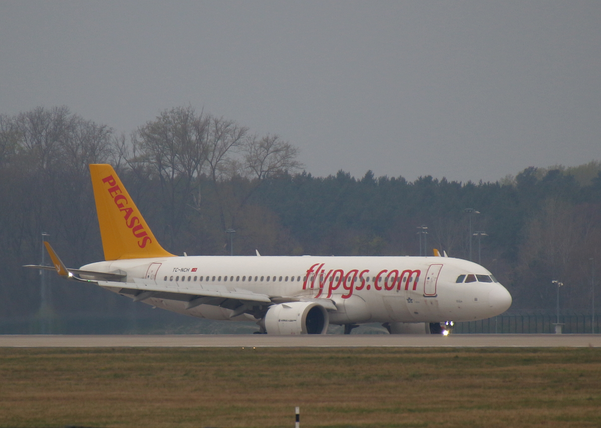 Pegasus, Airbus A 320-251N, TC-NCH, BER, 12.04.2026