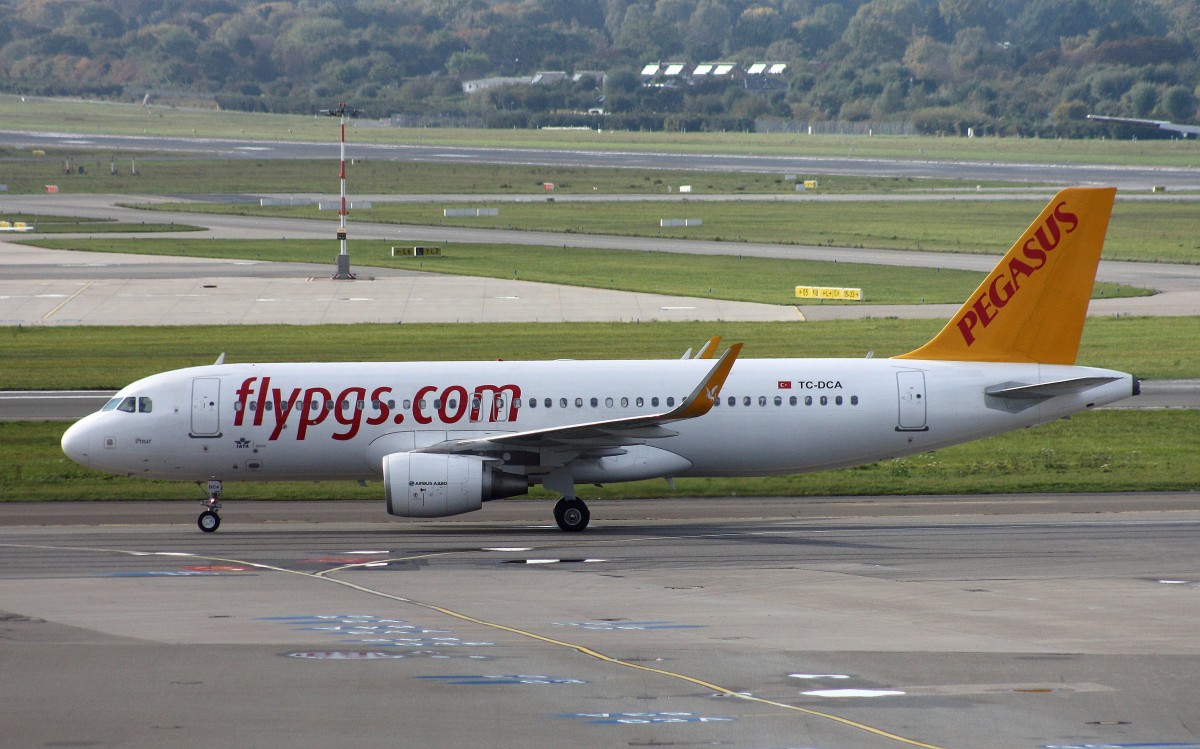 Pegasus Airlines, TC-DCA, (c/n 5879),Airbus A 320-214 (SL), 14.10.2014, HAM-EDDH, Hamburg, Germany 