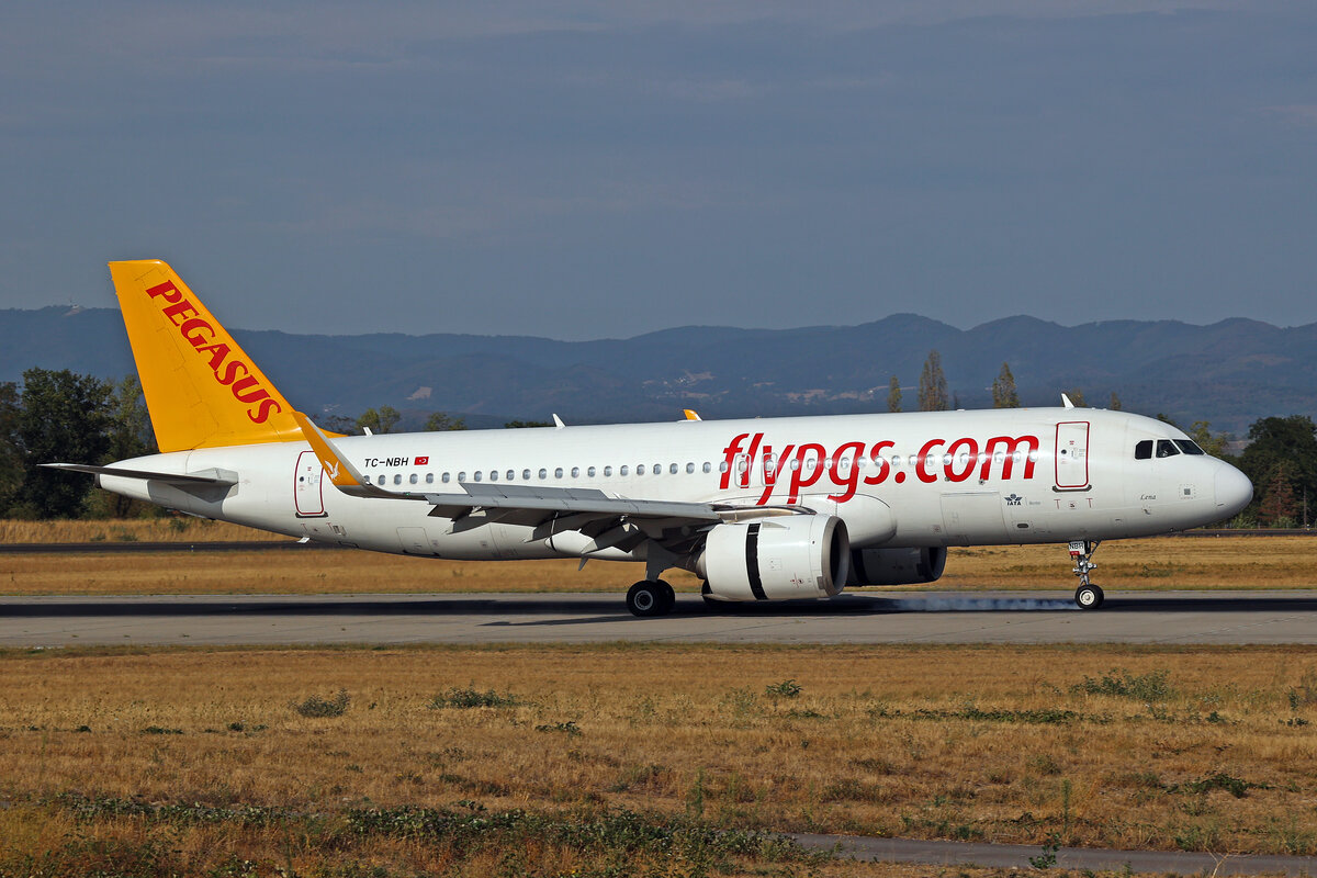 Pegasus Airlines, TC-NBH, Airbus A320-251N, msn: 7399,  Lena , 15.August 2026, BSL Basel - M�lhausen, Switzerland.