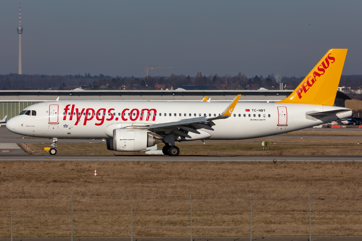 Pegasus, TC-NBT, Airbus, A320-251N, 19.01.2022, STR, Stuttgart, Germany