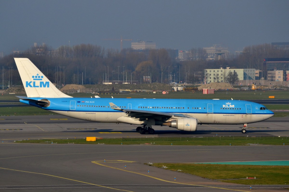 PH-AOI KLM Royal Dutch Airlines Airbus A330-203   08.03.2014
Amsterdam-Schiphol