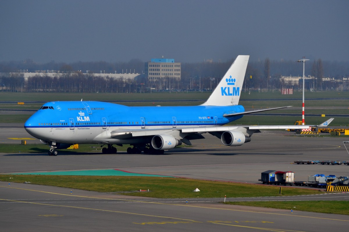 PH-BFB KLM Royal Dutch Airlines Boeing 747-406    08.03.2014
Amsterdam-Schiphol
