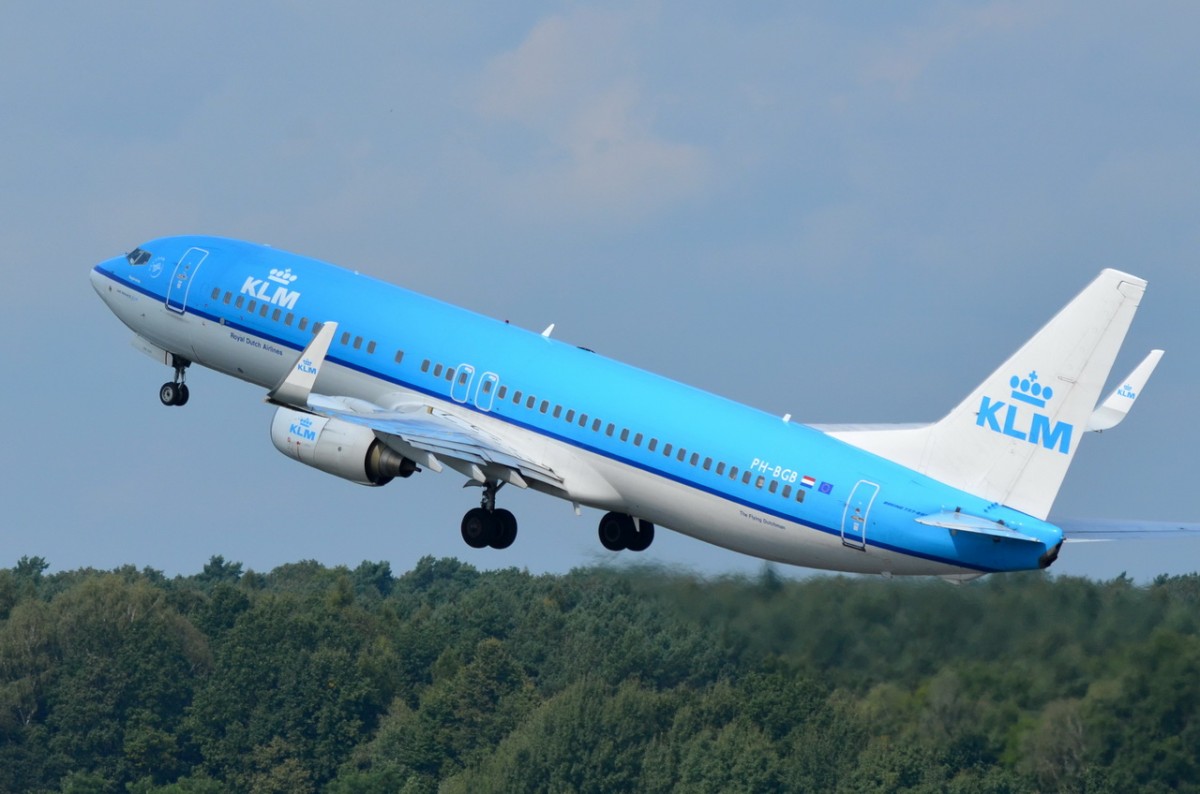 PH-BGB KLM Royal Dutch Airlines Boeing 737-8K2 (WL)    am 21.08.2014 in Tegel gestartet