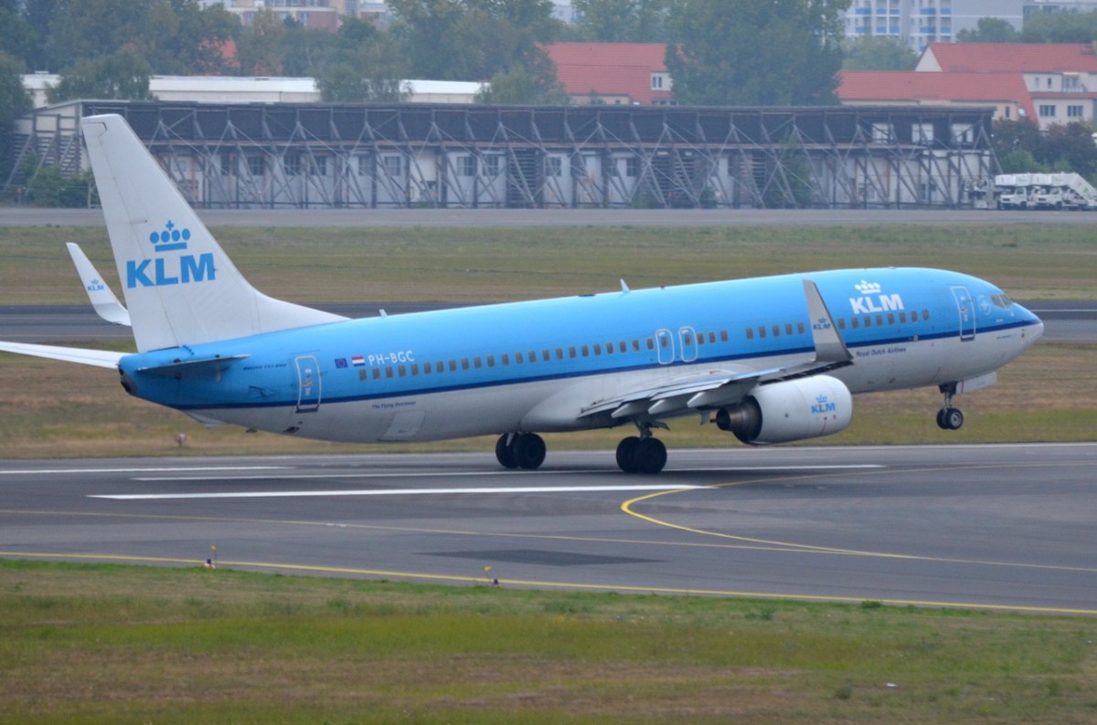 PH-BGC KLM Royal Dutch Airlines Boeing 737-8K2 (WL)   beim Start am 12.09.2014 in Tegel