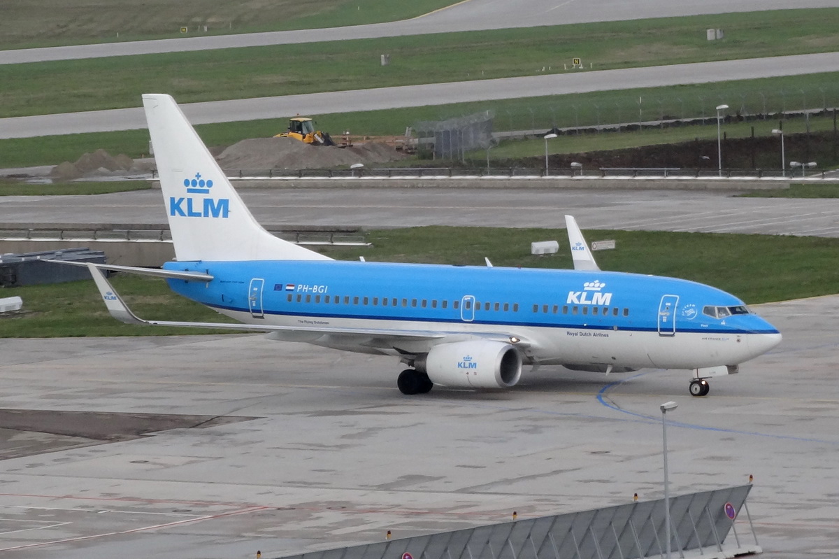PH-BGI KLM Royal Dutch Airlines Boeing 737-7K2 (WL)      13.09.2013

Flughafen Mnchen