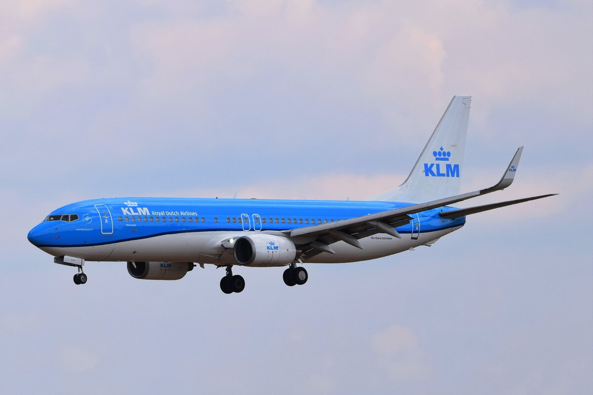 PH-BXI , KLM Royal Dutch Airlines , Boeing 737-8K2(WL) , 26.06.2021 ,Berlin-Brandenburg  Willy Brandt  , BER , 