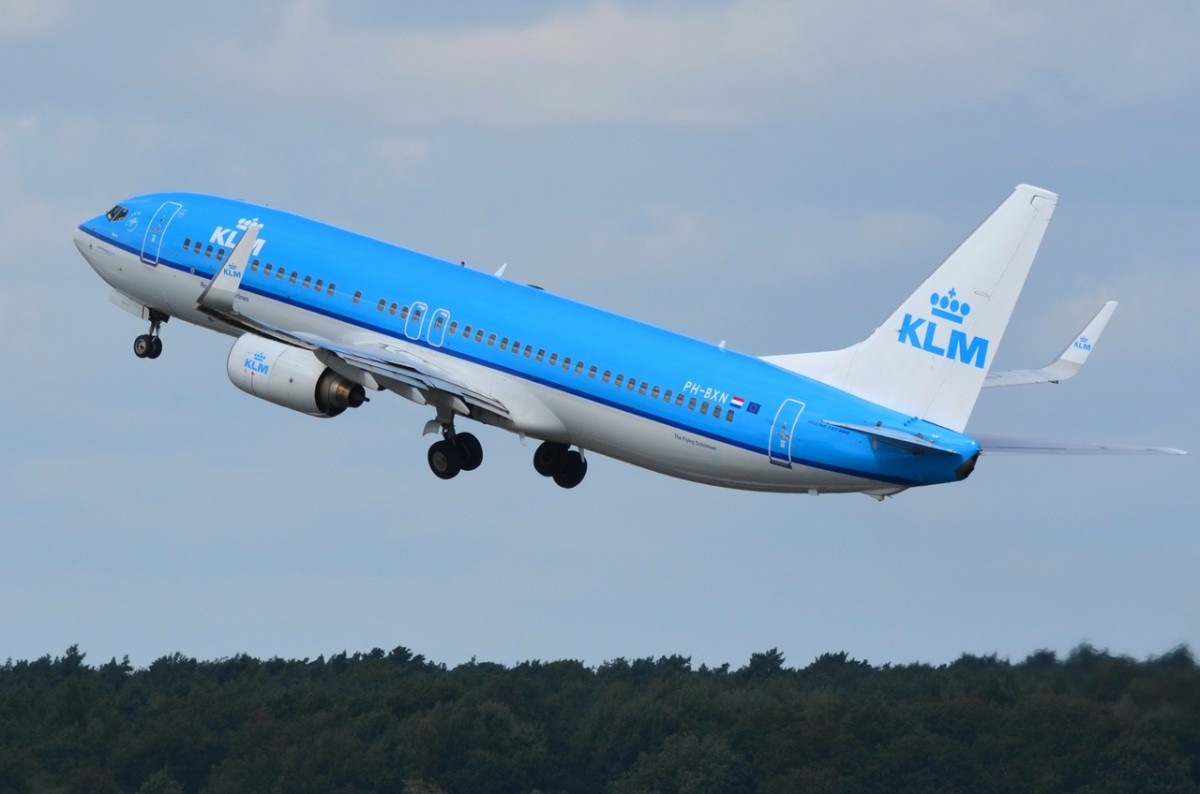 PH-BXN KLM Royal Dutch Airlines Boeing 737-8K2 (WL)   in Tegel am 20.08.2014 gestartet