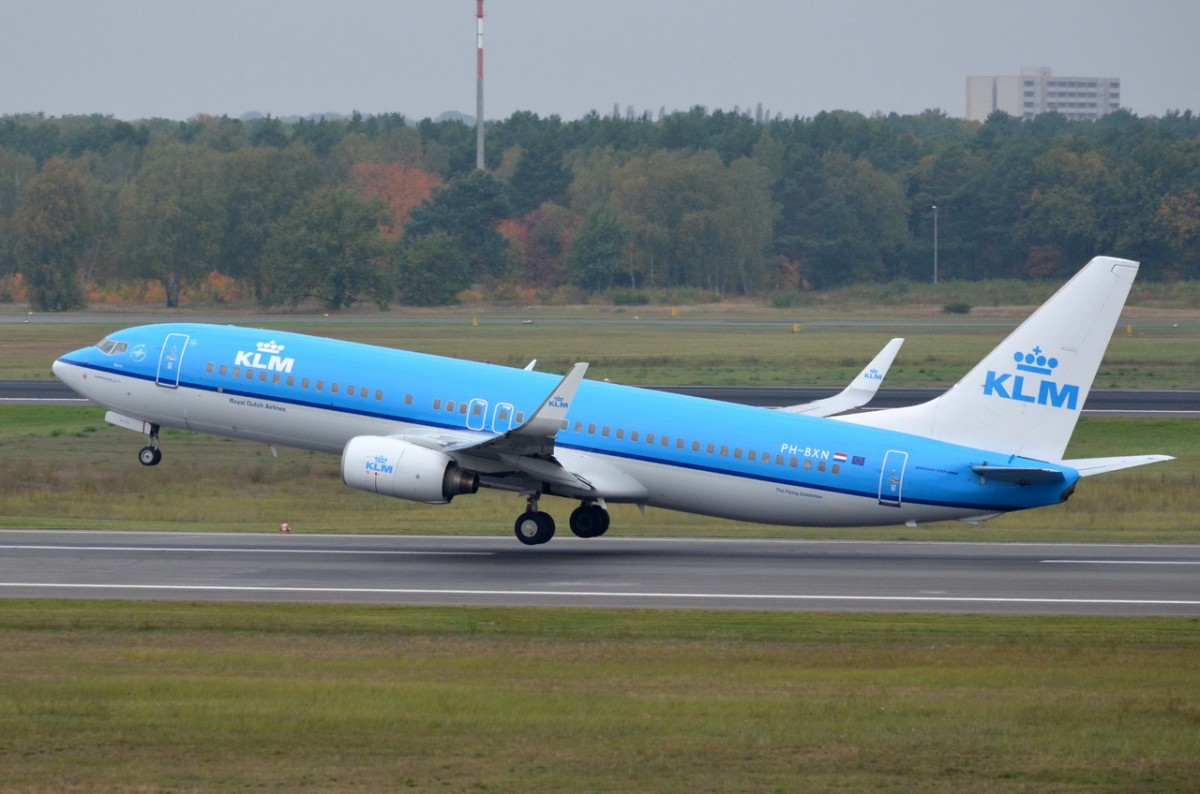 PH-BXN KLM Royal Dutch Airlines Boeing 737-8K2 (WL)   abgehoben am 14.10.2014 in Tegel