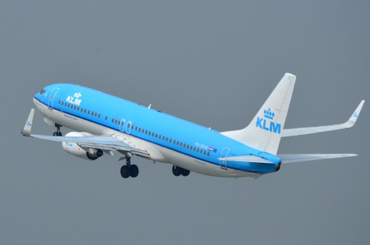 PH-BXW KLM Royal Dutch Airlines Boeing 737-8K2 (WL)   gestartet in Tegel am 30.07.2014
