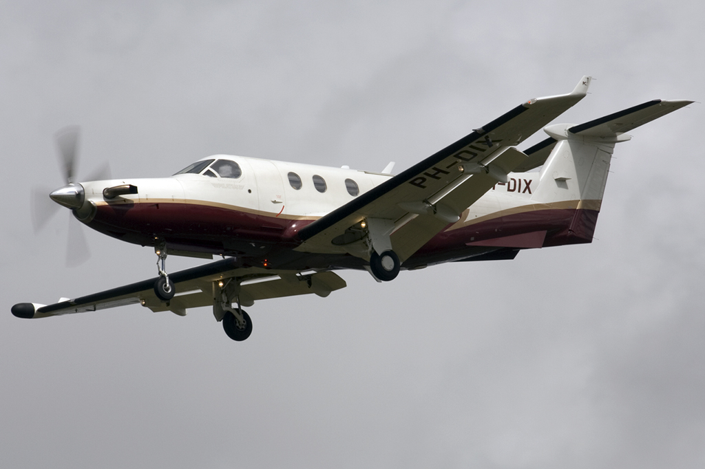 PH-DIX Pilatus PC-12/45 26.08.2014 Din-Air