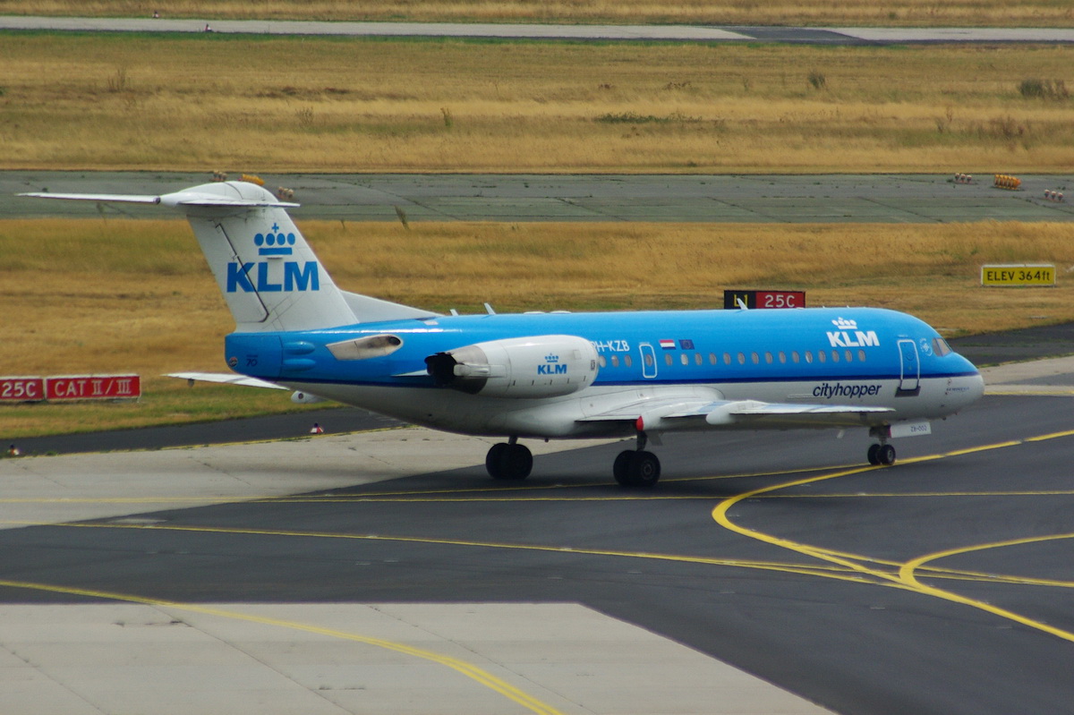 PH-KZB KLM Cityhopper Fokker F70    08.08.2013

Flughafen Frankfurt