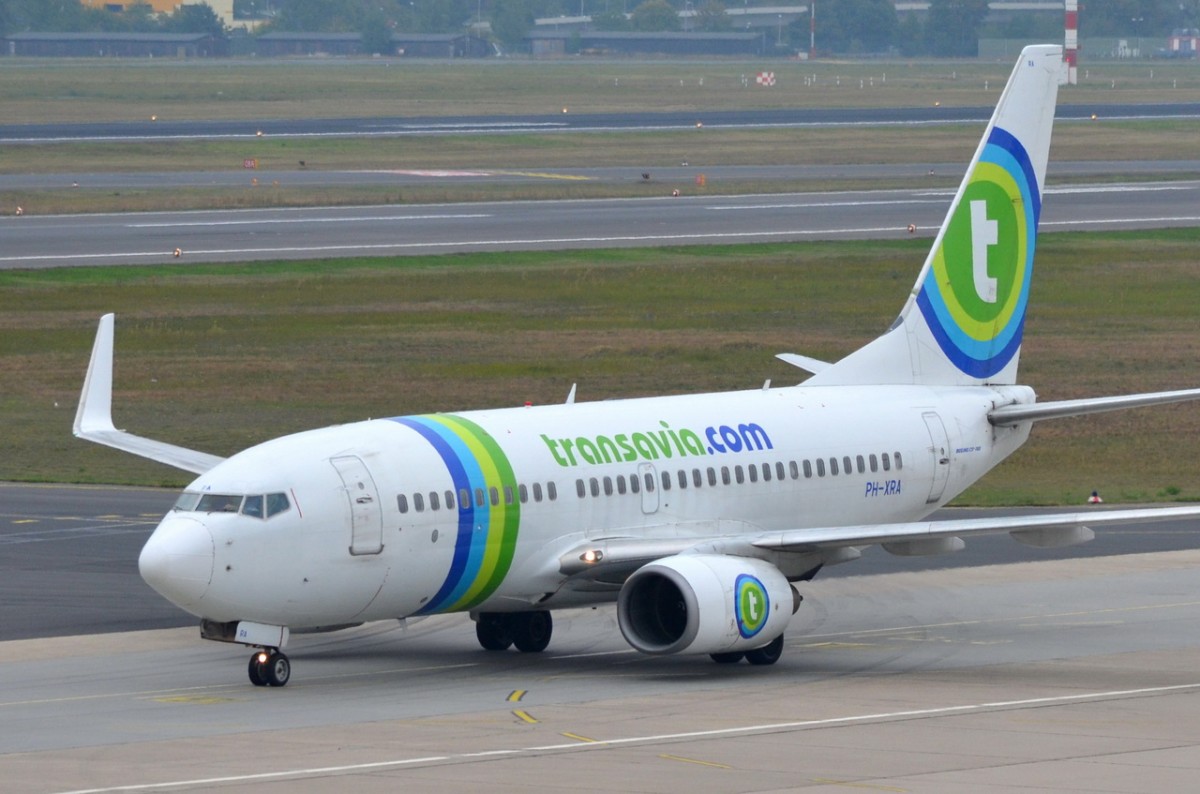 PH-XRA Transavia Boeing 737-7K2 (WL)    zum Gate in Tegel am 12.09.2014