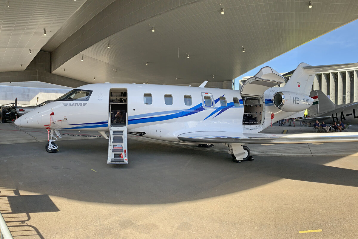 Pilatus Flugzeugwerke, HB-VVL, Pilatus PC-24, msn: 305, 02.September 2023, ZRH Zürich, Switzerland.