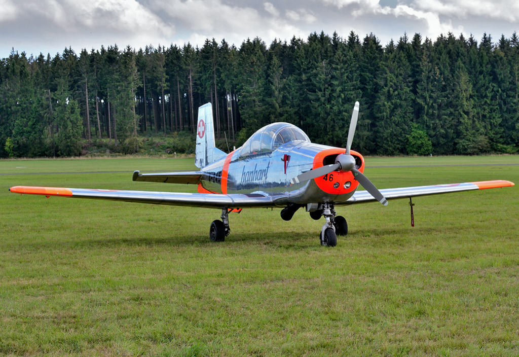 Pilatus P 3-05, HB-RBU, vormals Schulflugzeug der Schweizer Luftwaffe A-846, am Flugplatz Breitscheid - 29.08.2015