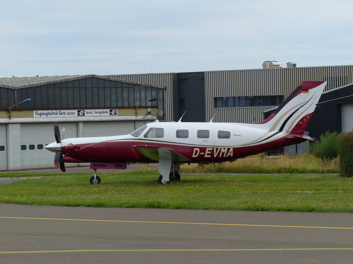 Piper PA 46-310 P Malibu, D-EVMA auf dem Flugplatz Gera (EDAJ) am 17.8.2019