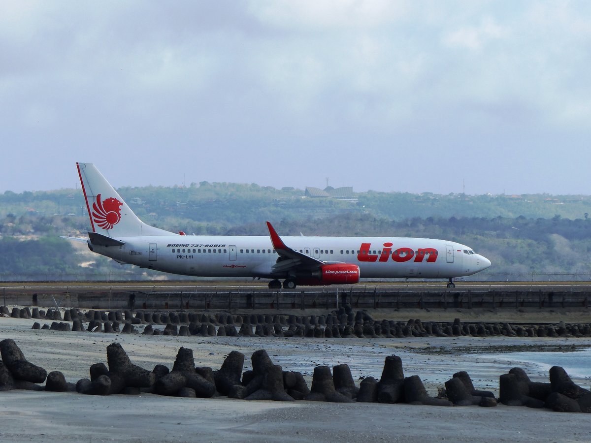 PK-LHI, Boeing 737-9GP(WL), Lion Air auf dem Weg zum Start in Denpasar (DPS) am 6.10.2017