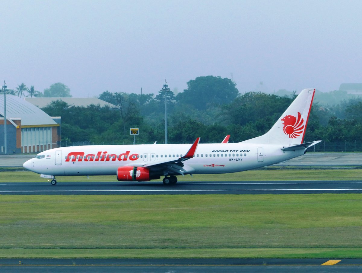 PK-LNY, Boeing 737-9GP(WL), Malindo Air, Denpasar International Airport (DPS), 7.10.2017
