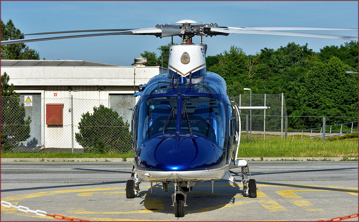 Policija S5-HPG; Agusta A-109E Power; Maribor Krankenhaus, Rettungsdienst Einsatz; 11.6.2018