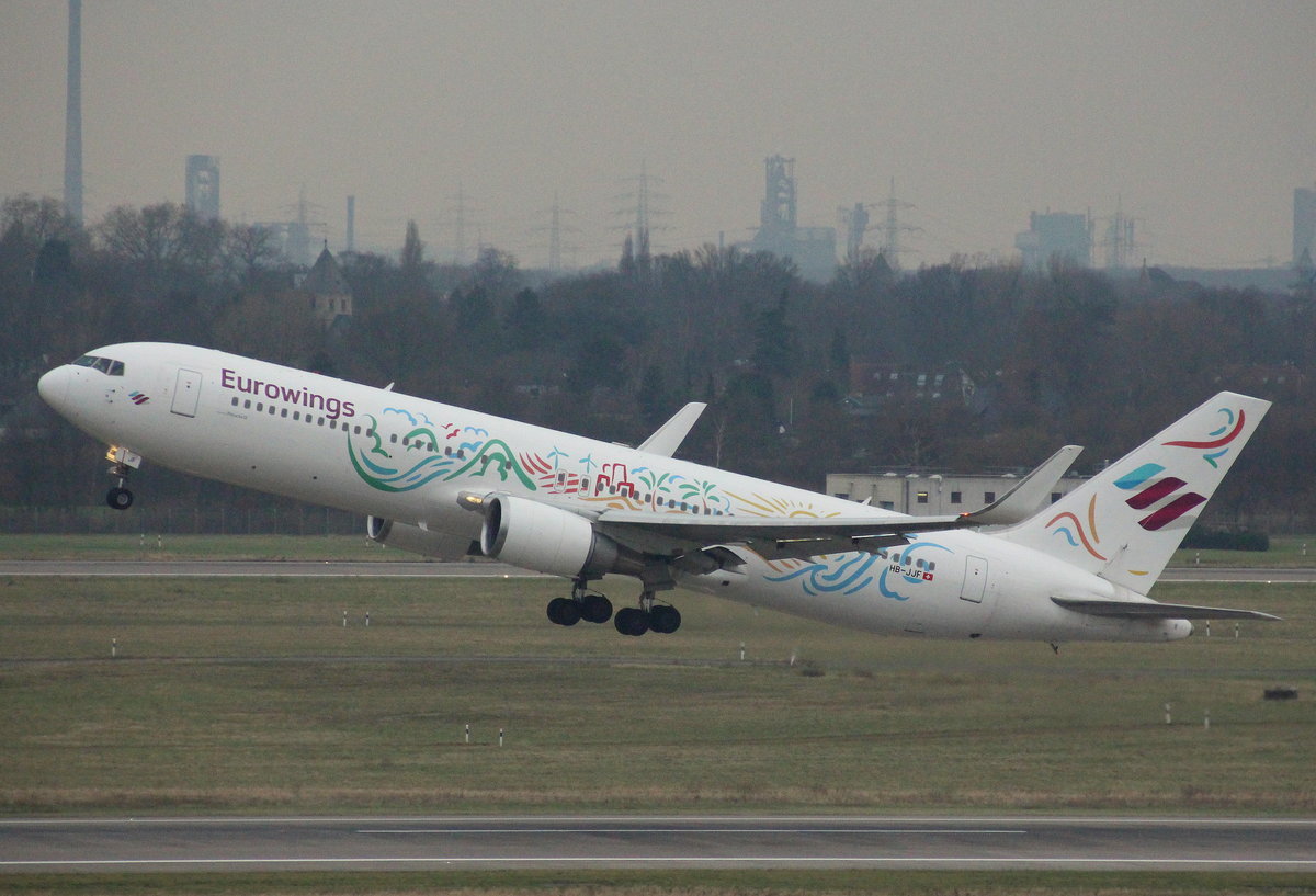 Privat Air, HB-JJF, MSN 27613, Boeing 767-316(ER), 15.01.2018,  DUS-EDDL, Düsseldorf, Germany (Holiday livery & Eurowings t/s + tail logo) 