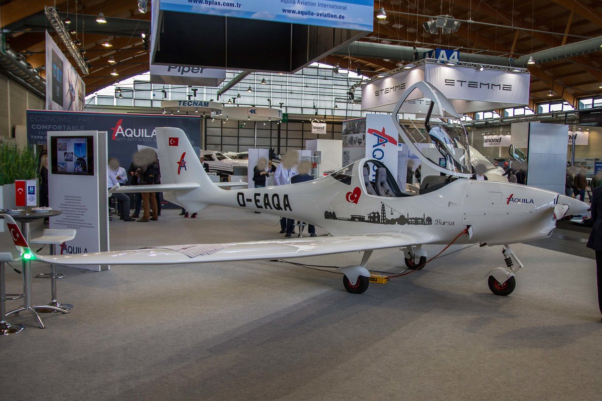 privat, D-EAQA, Aquila, A-211, 07.04.2017, Aero '17, Friedrichshafen, Germany