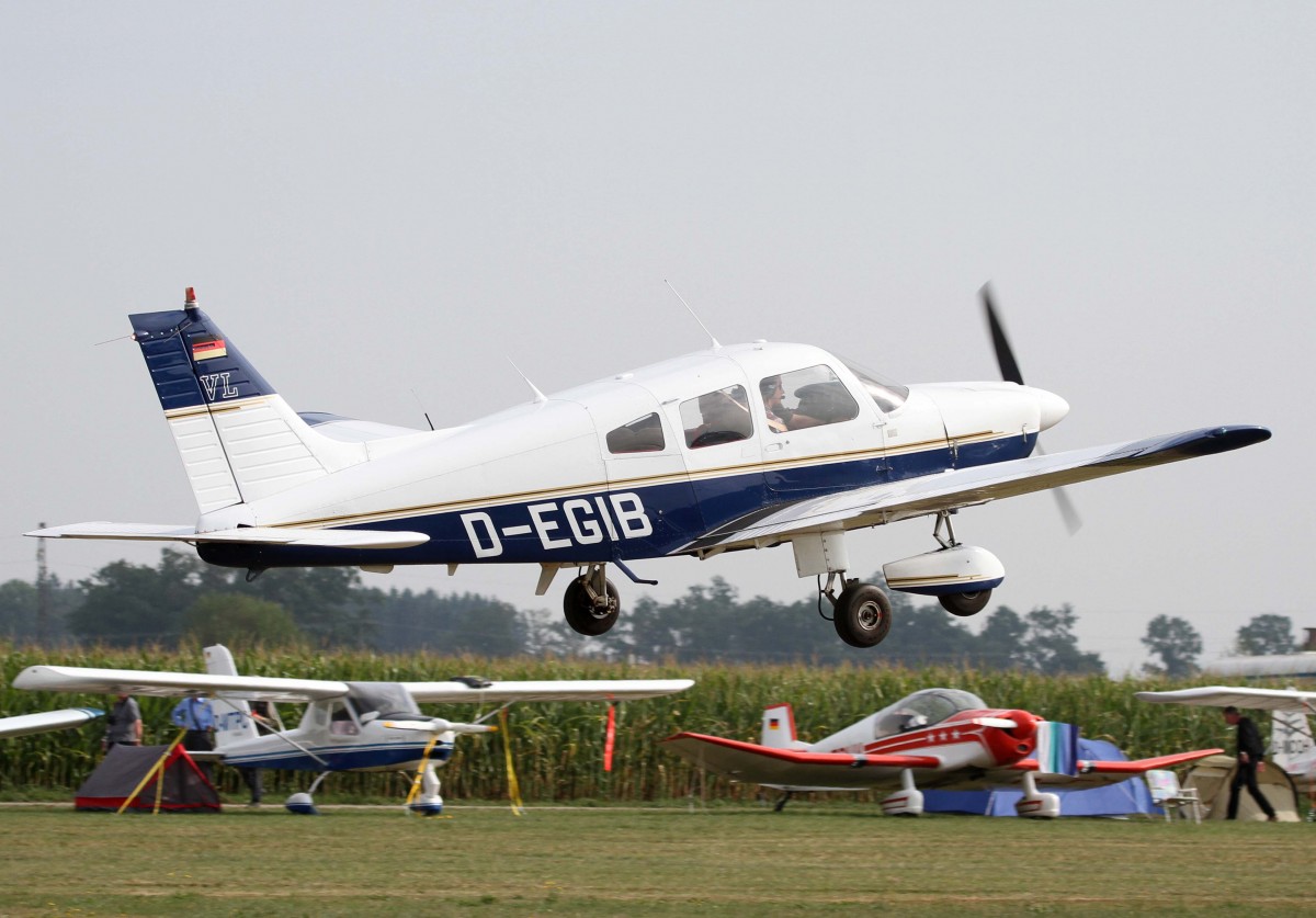 Privat, D-EGIB, Piper, PA-28-181 Archer III, 24.08.2013, EDMT, Tannheim (Tannkosh '13), Germany 