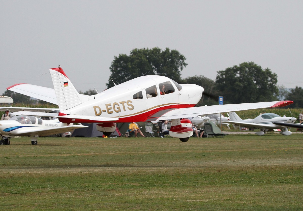 Privat, D-EGTS, Piper, PA-28-181 Archer II, 24.08.2013, EDMT, Tannheim (Tannkosh '13), Germany 