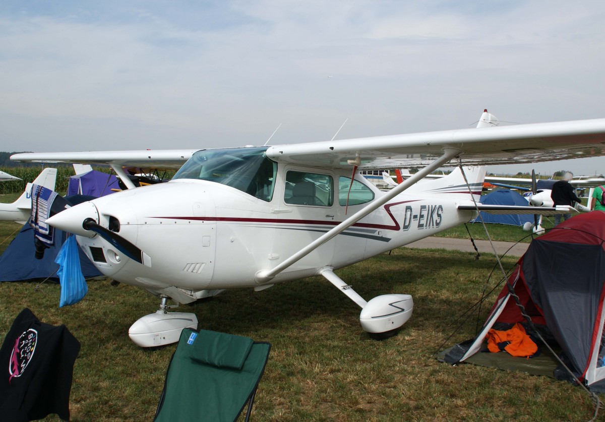 Privat, D-EIKS, Cessna, 182 Q Skylane, 23.08.2013, EDMT, Tannheim (Tannkosh '13), Germany