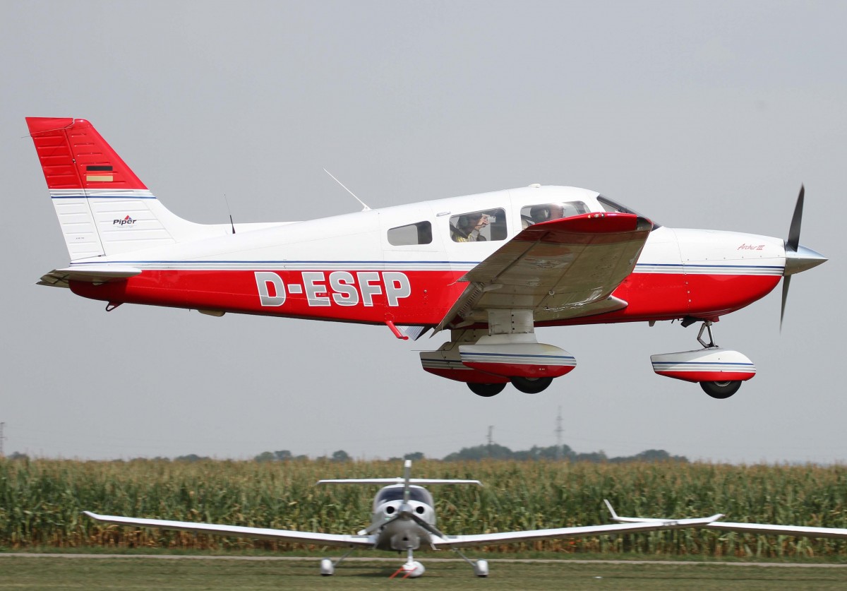 Privat, D-ESFP, Piper, PA-28-181 Archer III, 23.08.2013, EDMT, Tannheim (Tannkosh '13), Germany