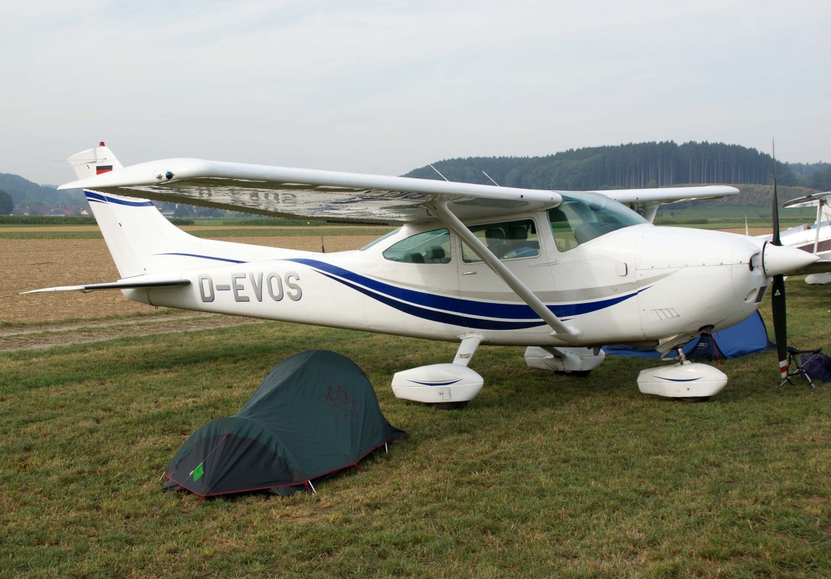 Privat, D-EVOS, Cessna, 182 Q Skylane, 23.08.2013, EDMT, Tannheim (Tannkosh '13), Germany