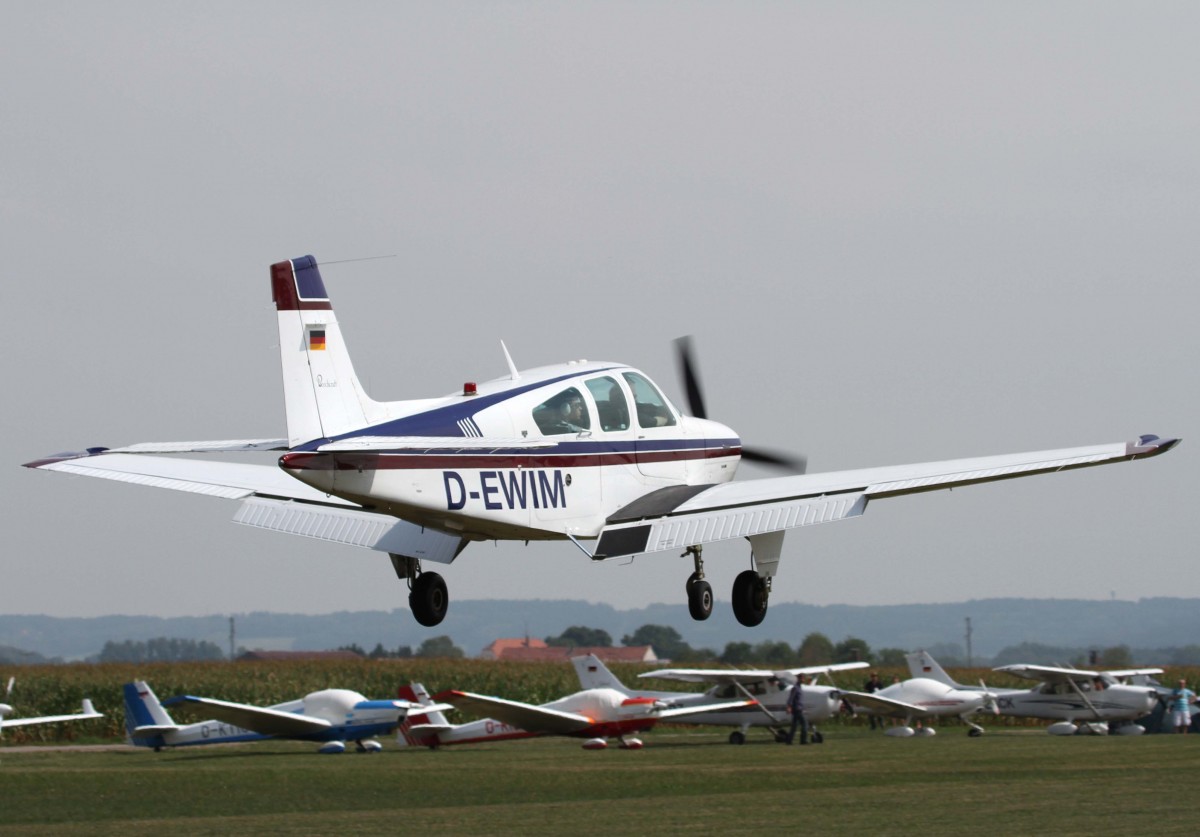 Privat, D-EWIM, Beechcraft, Bonanza F-33, 23.08.2013, EDMT, Tannheim (Tannkosh '13), Germany
