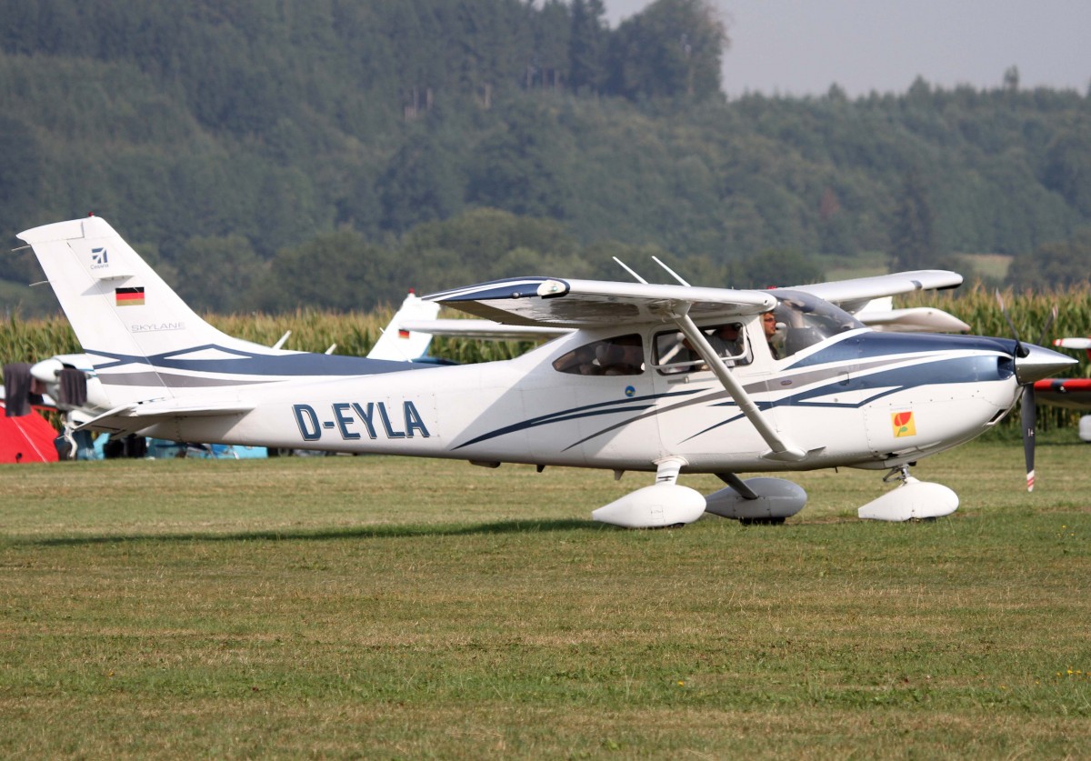 Privat, D-EYLA, Cessna, 182 T Skylane, 24.08.2013, EDMT, Tannheim (Tannkosh '13), Germany




