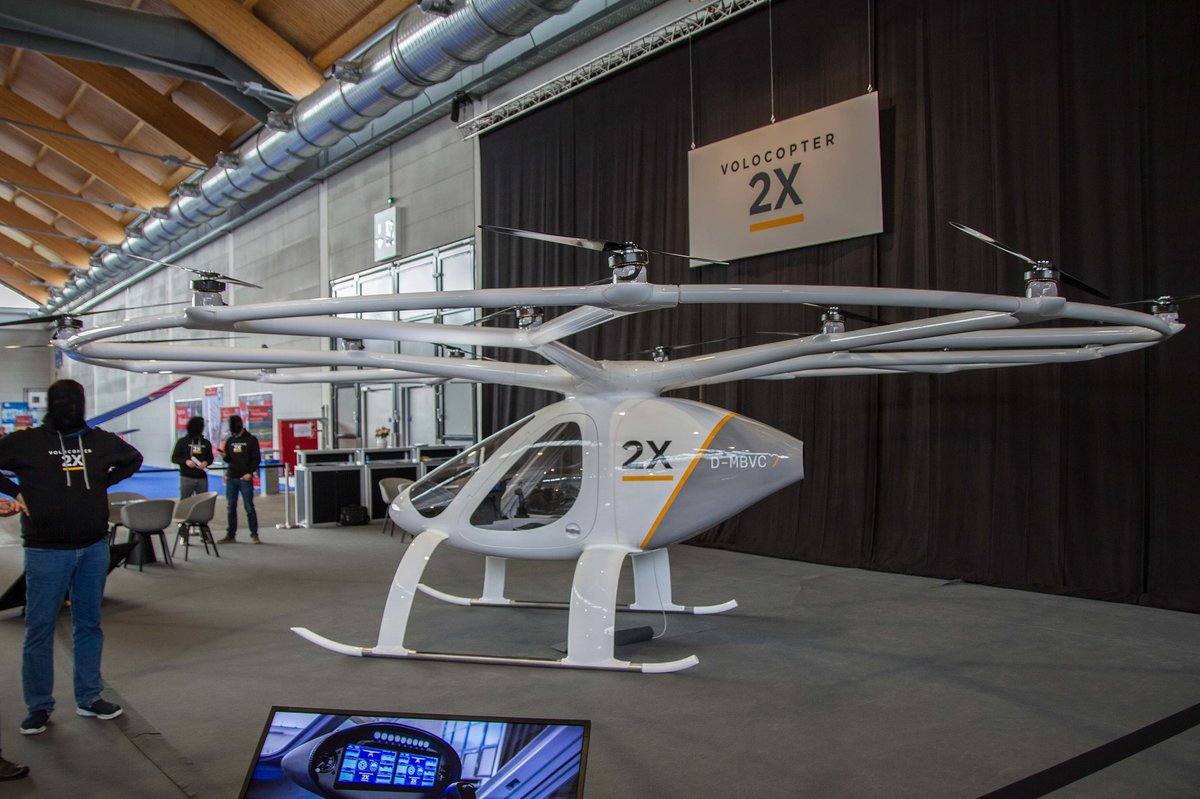privat, D-MBVC, Volocopter, 2X, 07.04.2017, Aero '17, Friedrichshafen, Germany