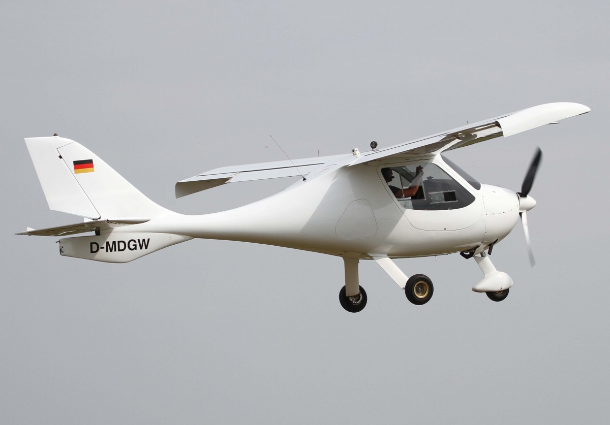 Privat, D-MDGW, Flight Design, CT-SW, 24.08.2013, EDMT, Tannheim (Tannkosh '13), Germany 