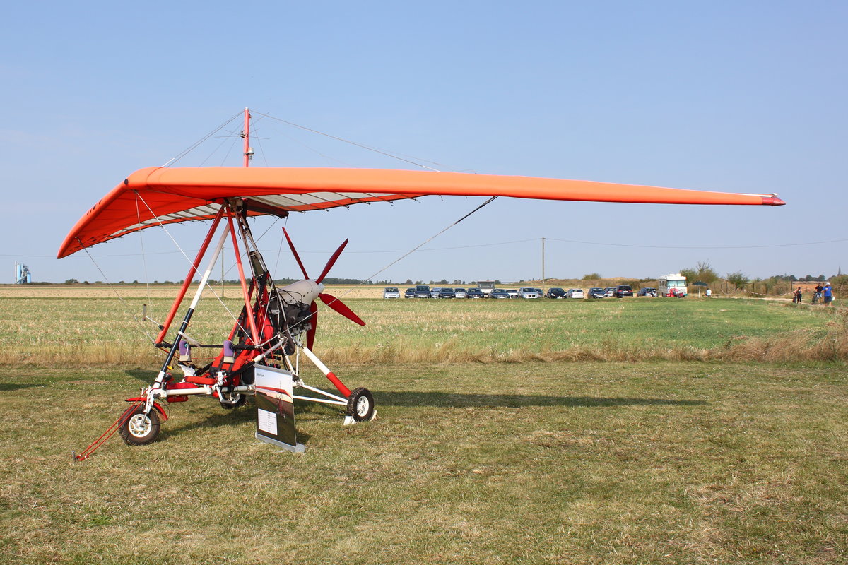 Privat, D-MGPG, Trike 'Maximum' von Take Off. UL-Flugplatz Weilerswist, 25.08.2019.