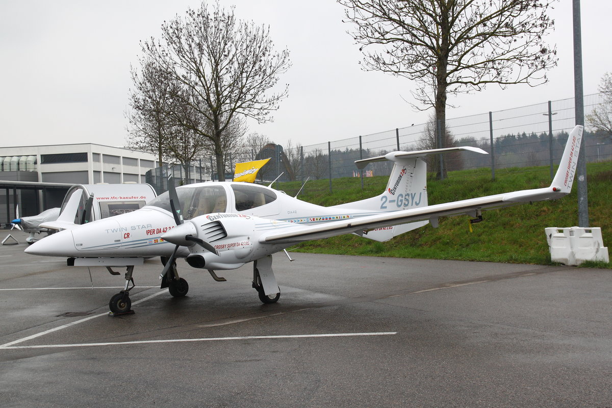 Privat, Diamond DA-42 Twin Star, 2-GSYJ. Aero 2019, Friedrichshafen, 10.04.2019.