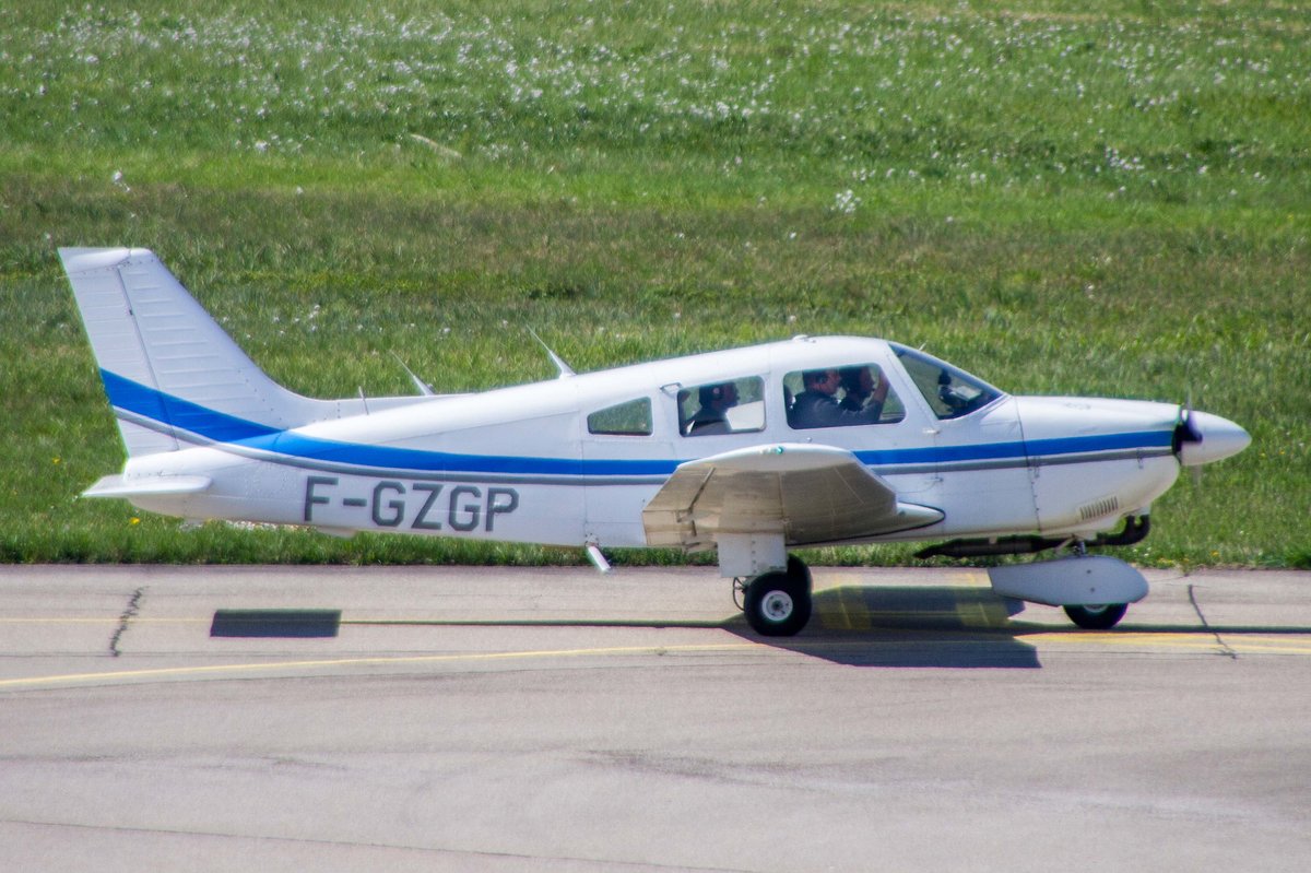privat, F-GZGP, Piper, PA-28-181 Archer II, 07.04.2017, FDH-EDNY, Friedrichshafen, Germany