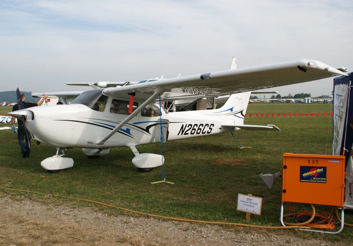 Privat, N266CS, Cessna, 172 S Skyhawk, 23.08.2013, EDMT, Tannheim (Tannkosh '13), Germany
