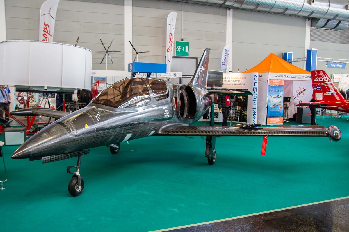 privat, OK-UUH 01, Skyleader Aircraft (Jihlavan), UL-39 Albi, 07.04.2017, Aero '17, Friedrichshafen, Germany 