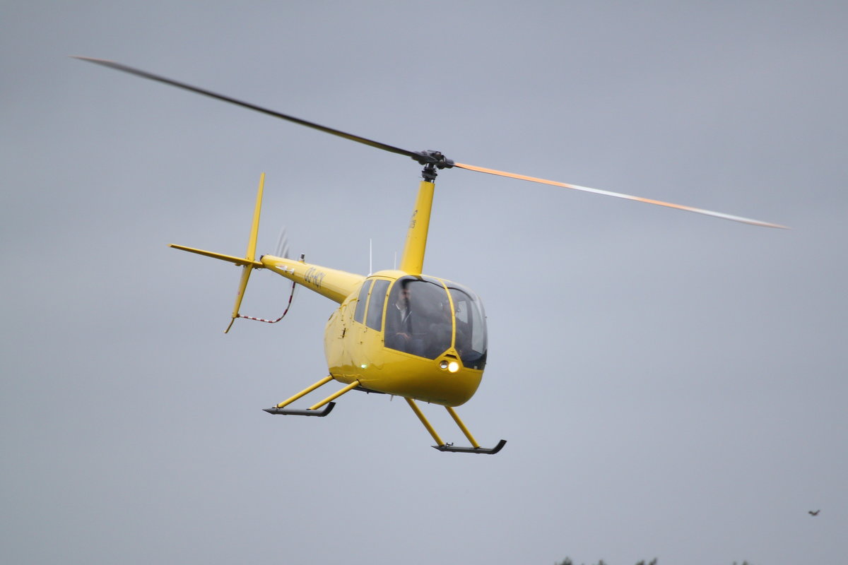 Privat, OO-HCY, OO-HCY, Robinson R44 Raven. 36. Oldtimer Fly-in Schaffen-Diest, BE, 17.08.2019
