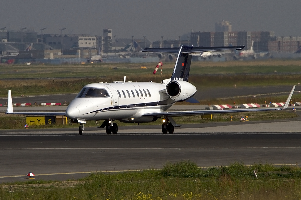 Private, 4O-MNE, Learjet, 45, 28.09.2013, FRA, Frankfurt, Germany




