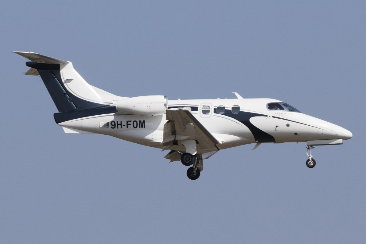 Private, 9H-FOM, Embraer, EMB-500 Phenom-100, 19.03.2016, ZRH, Zürich, Switzenland 



