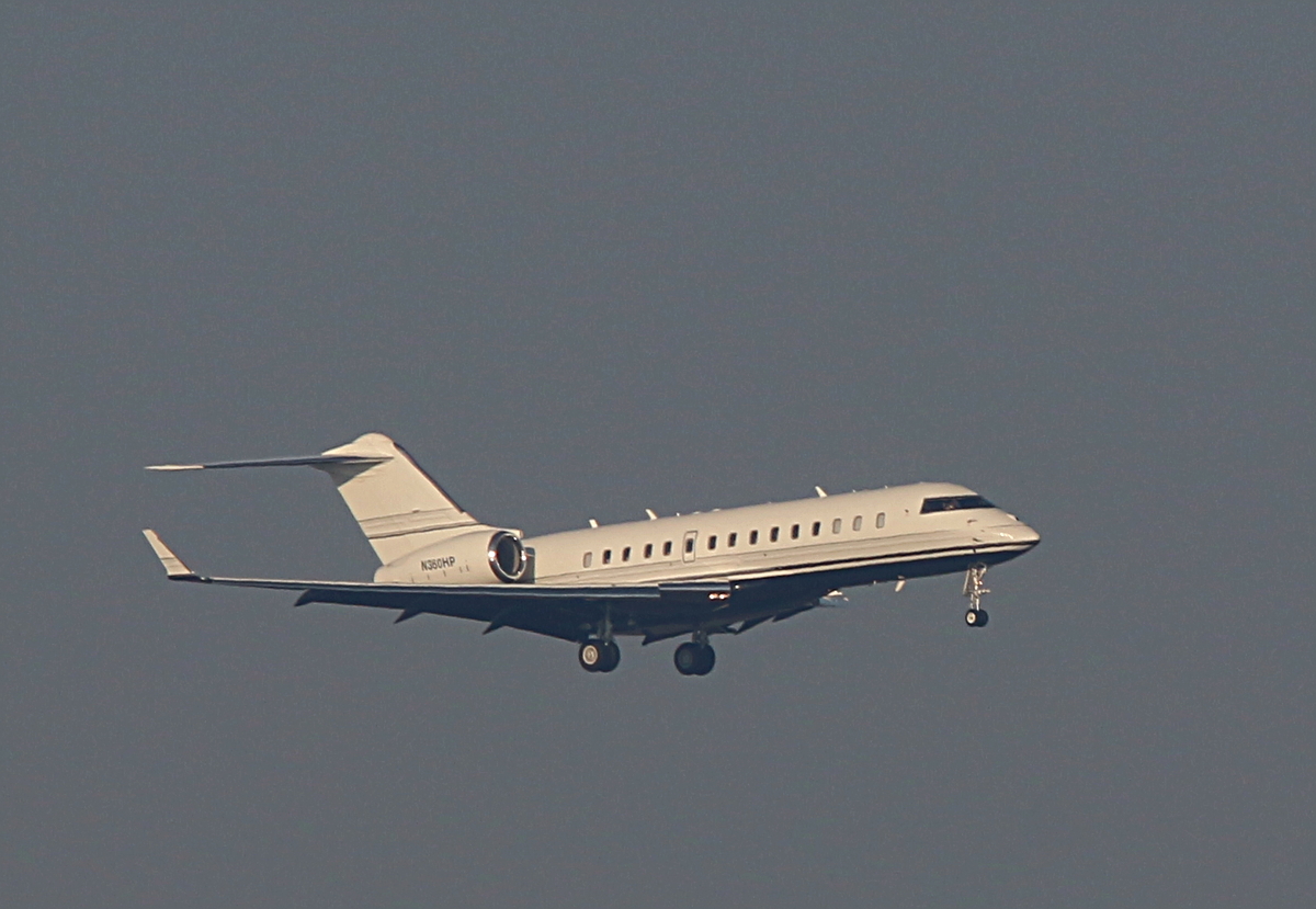 Private BD-700-1A10 Global Express, N360HP, BER, 07.11.2025