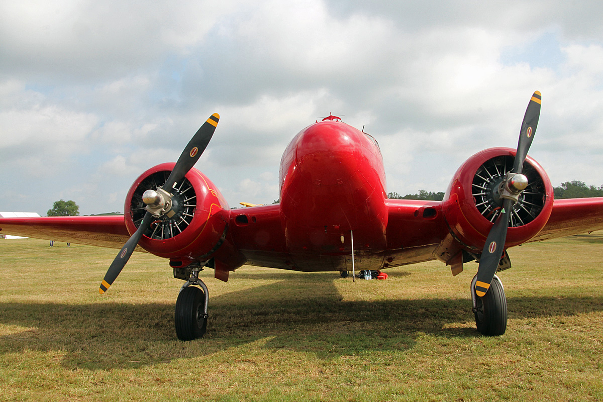 Private Beech D18S, N868L, Stearman and Friends 2021, Flugplatz Bienenfarm, 03.07.2021