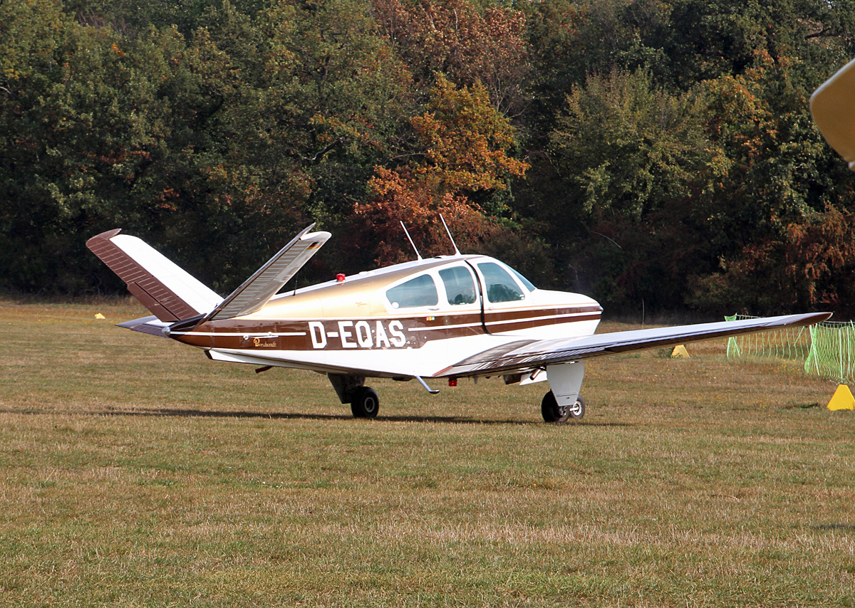 Private Beech V35, D-EQAS, Flugplatz Bienenfarm, 16.09.2018