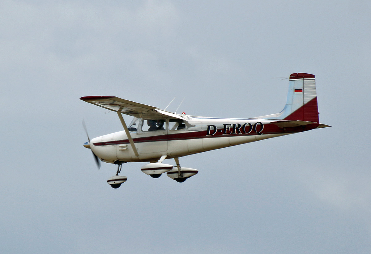 Private Cessna 172, D-EROQ, Flugplatz Bienenfarm, 07.07.2019