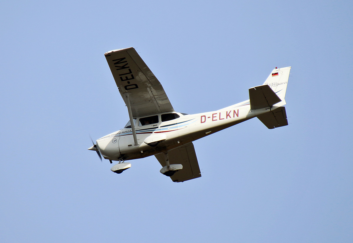 Private Cessna 172R, D-ELKN, BER, 28.03.2021