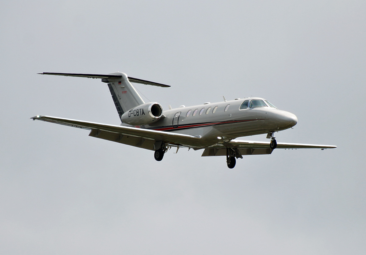 Private Cessna 525C Citation CJ 4, D-CBTA, TXL, 17.07.2020