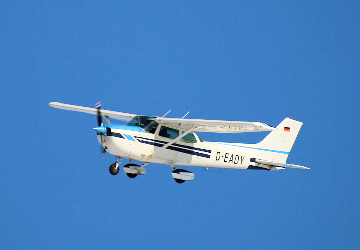 Private Cessna T 210 Turbo Centurion, D-EDAY, BER, 13.02.2021