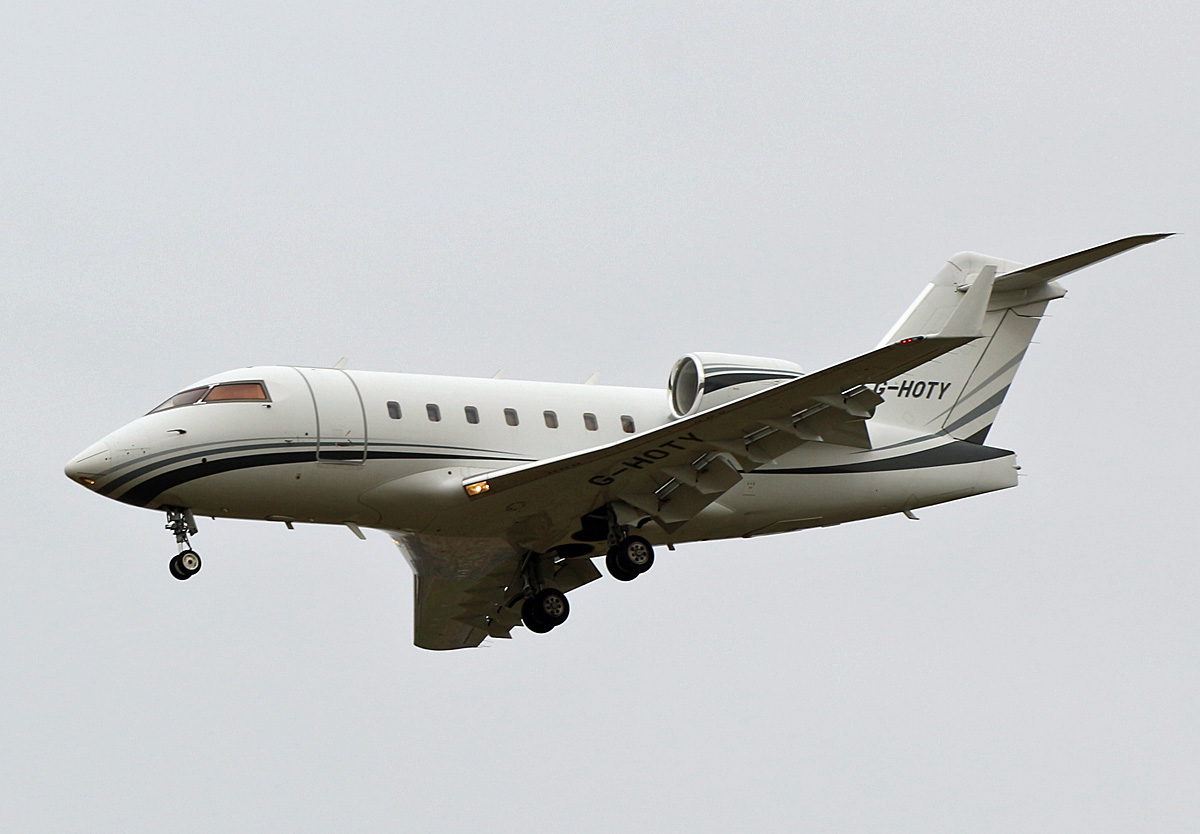 Private Challenger 604, G-HOTY, SXF, 07.03.2019